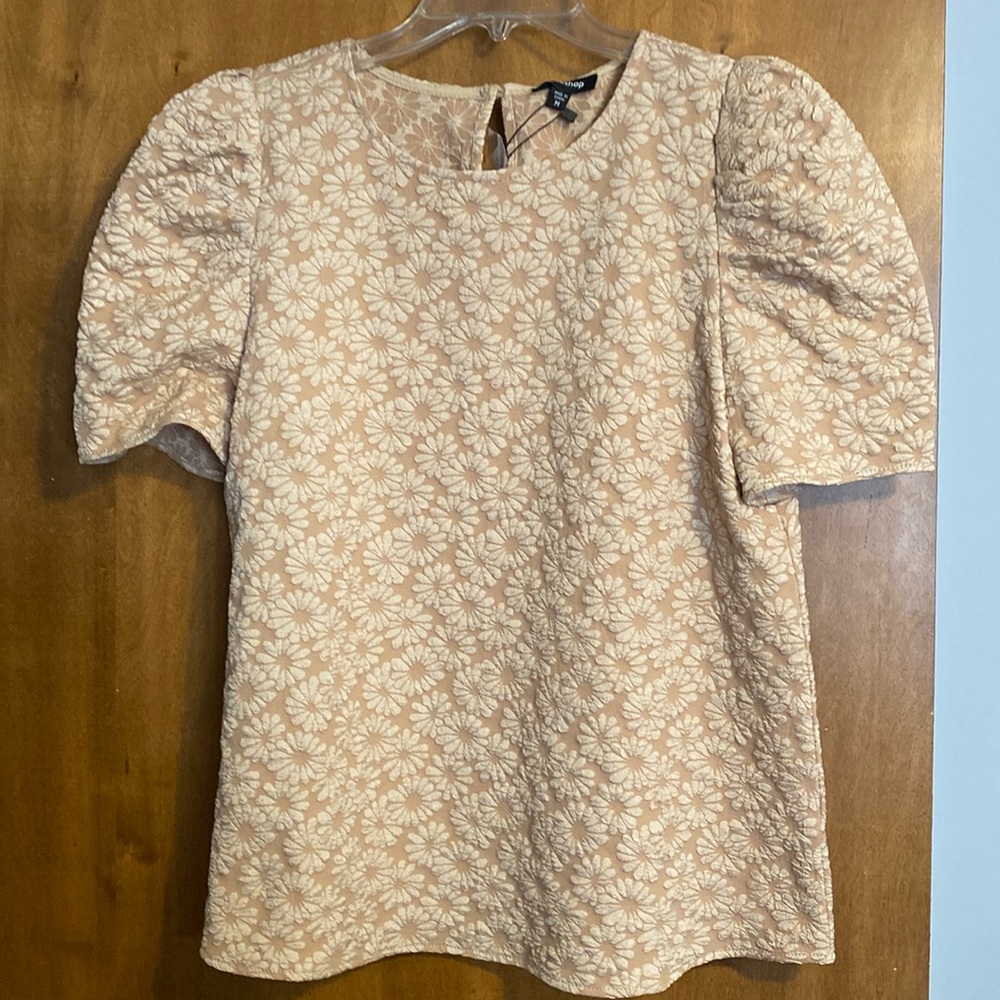 Neutral Top